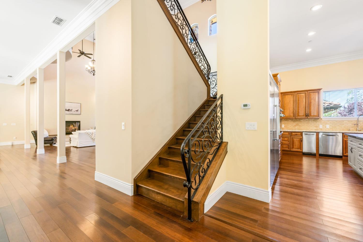 Detail Gallery Image 51 of 98 For 5521 Monte Claire Ln, Loomis,  CA 95650 - 6 Beds | 6/1 Baths