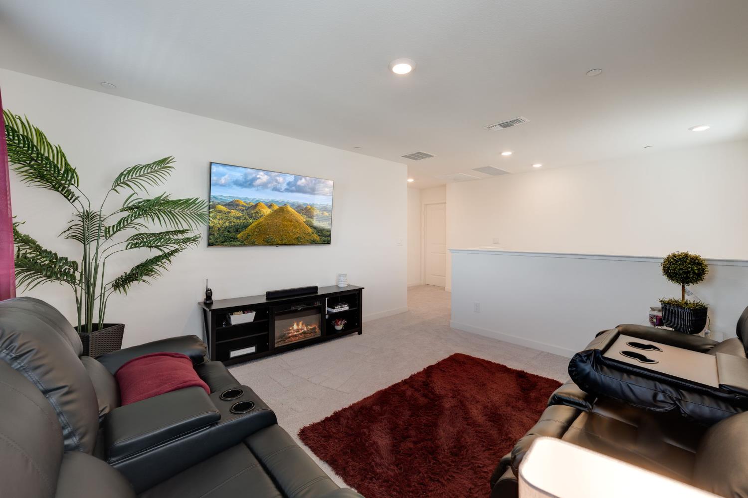 E Stepney Way, Plumas Lake, California image 30
