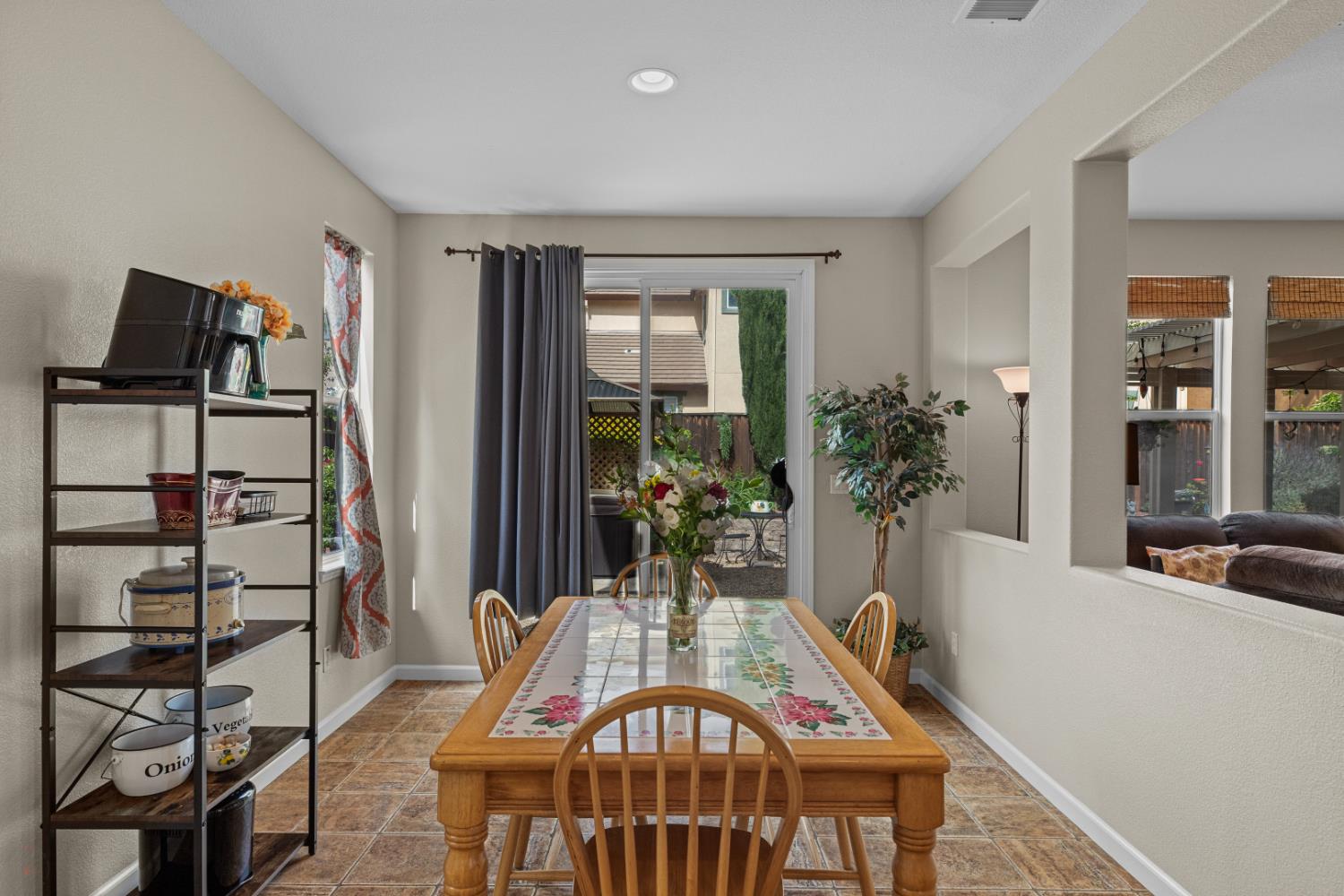 Detail Gallery Image 24 of 59 For 521 Mcdowell Way, Tracy,  CA 95377 - 4 Beds | 3 Baths