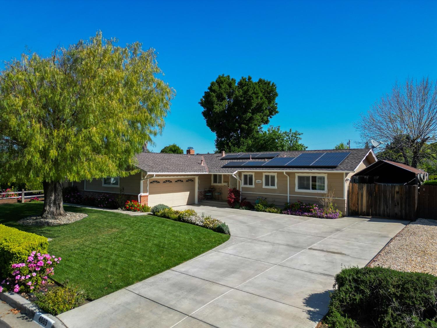 Detail Gallery Image 2 of 58 For 4889 Cherokee Dr, Concord,  CA 94521 - 4 Beds | 3 Baths