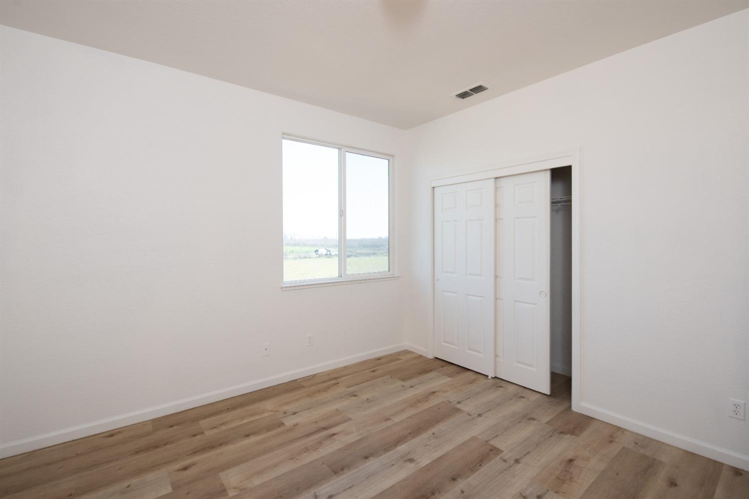 Detail Gallery Image 39 of 59 For 3012 Edgeview Dr, Modesto,  CA 95355 - 5 Beds | 3/1 Baths