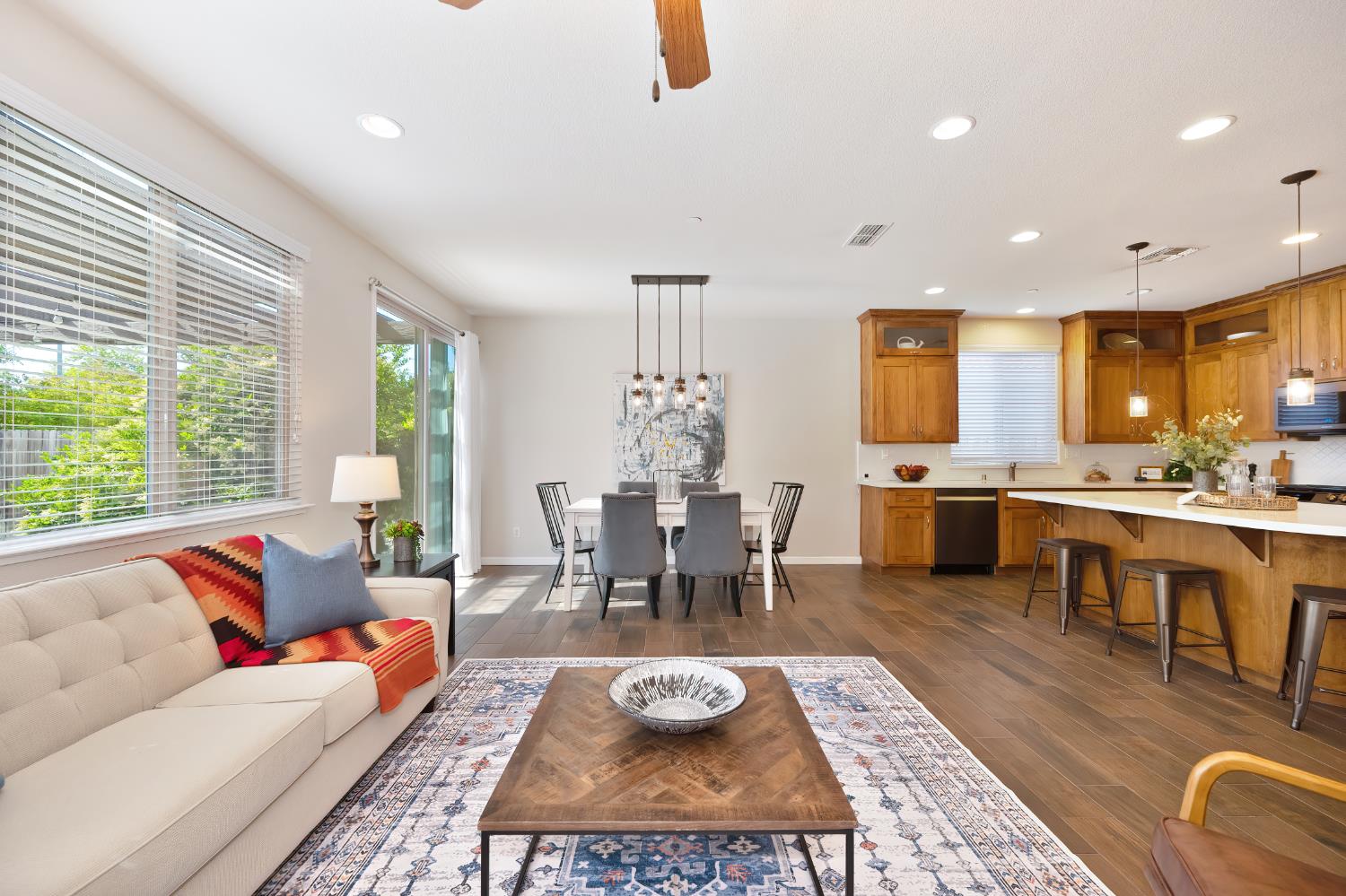 Makeway Street, Roseville, California image 34
