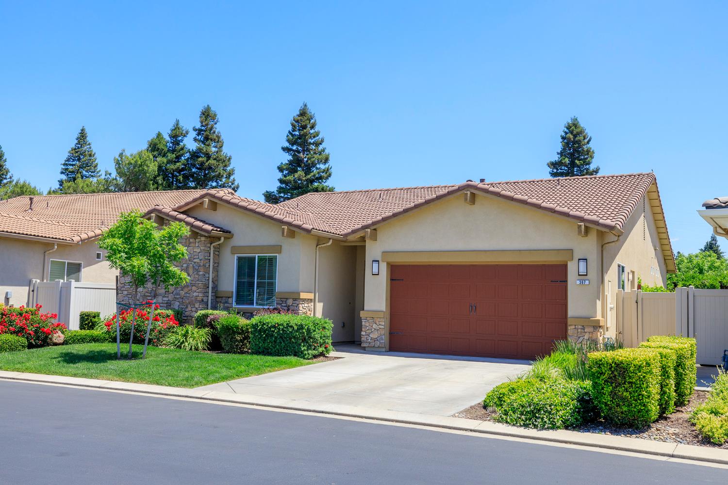 Detail Gallery Image 2 of 58 For 367 via Attivo, Oakdale,  CA 95361 - 2 Beds | 2/1 Baths
