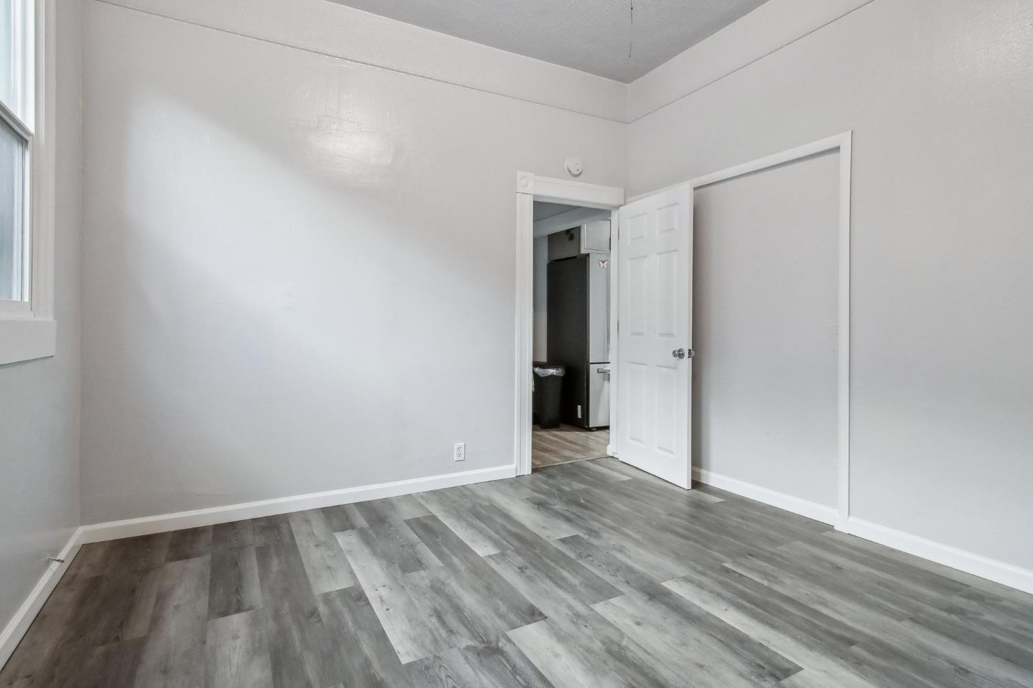 Detail Gallery Image 11 of 33 For 3133 Harrison St, Oakland,  CA 94611 - 4 Beds | 2 Baths