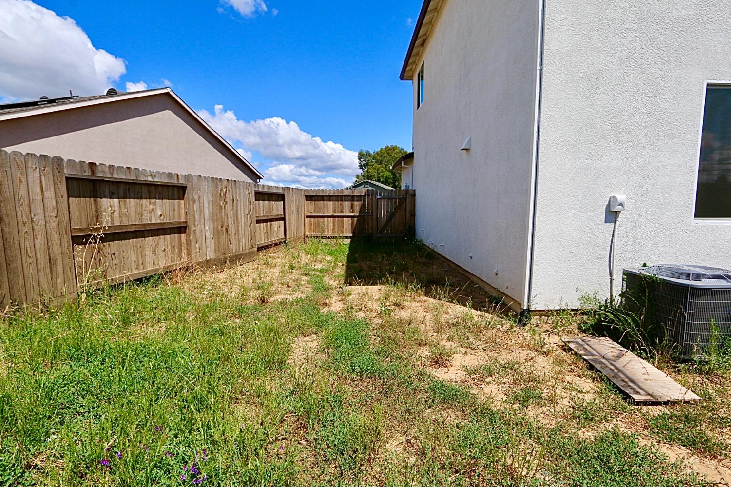 Detail Gallery Image 21 of 26 For 2216 Rick Dr, Marysville,  CA 95901 - 5 Beds | 3 Baths
