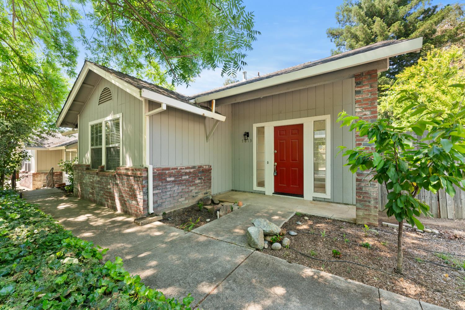 Magnolia Avenue, Fair Oaks, California image 1