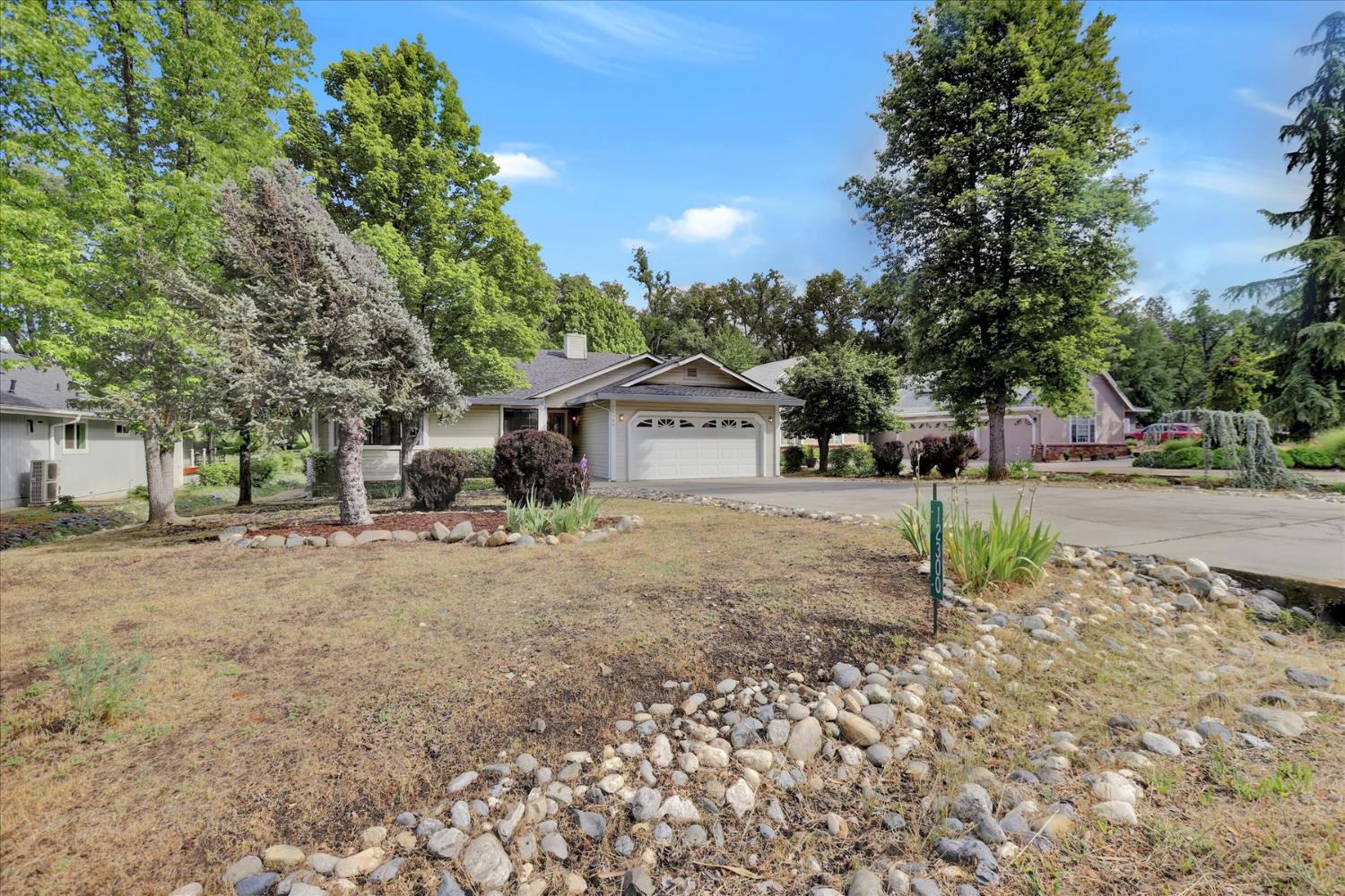 Detail Gallery Image 33 of 59 For 12300 Lake Wildwood Dr, Penn Valley,  CA 95946 - 3 Beds | 2 Baths