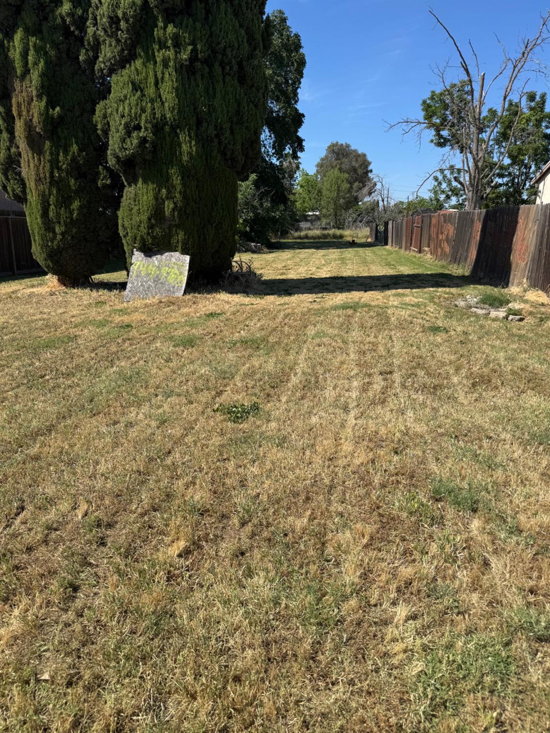 Las Palmas Avenue, Sacramento, California image 1
