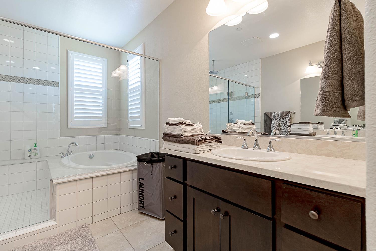 Detail Gallery Image 35 of 38 For 582 Pasture Ave, Lathrop,  CA 95330 - 4 Beds | 3 Baths
