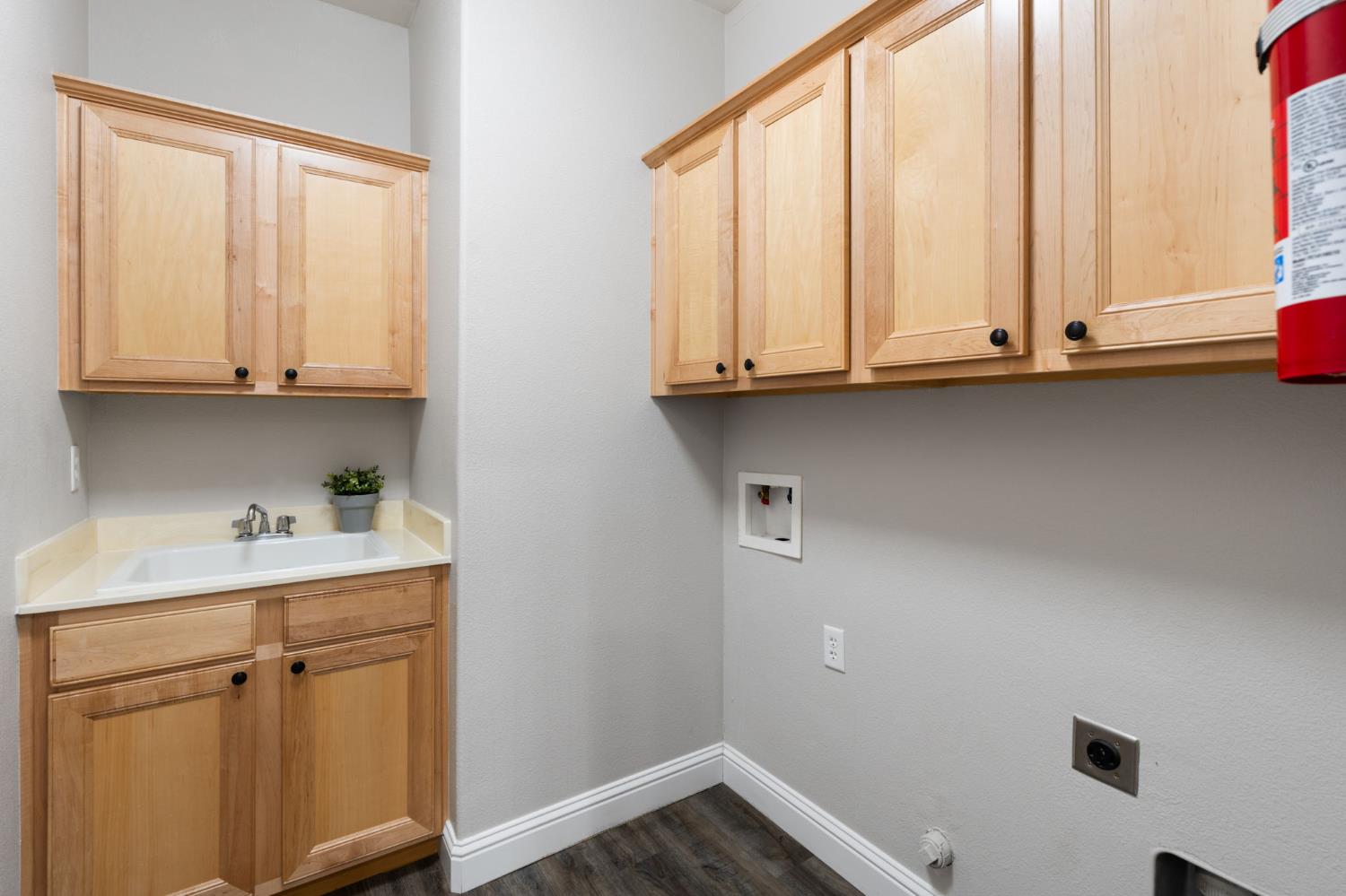 Detail Gallery Image 20 of 31 For 3227 Portage Way, Sacramento,  CA 95835 - 3 Beds | 2/1 Baths