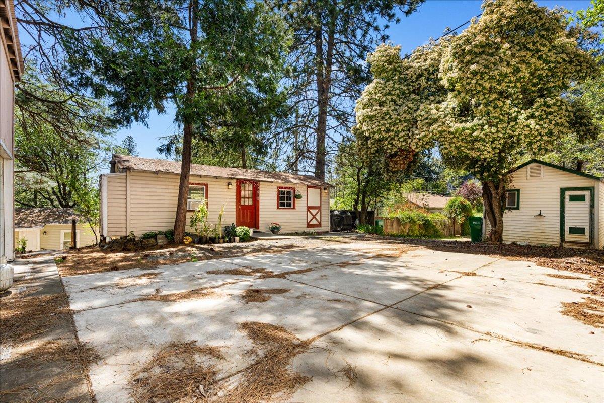 Detail Gallery Image 13 of 84 For 259 N Auburn St, Grass Valley,  CA 95945 - 5 Beds | 4 Baths