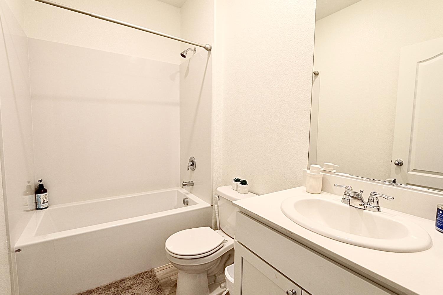Detail Gallery Image 10 of 26 For 2216 Rick Dr, Marysville,  CA 95901 - 5 Beds | 3 Baths