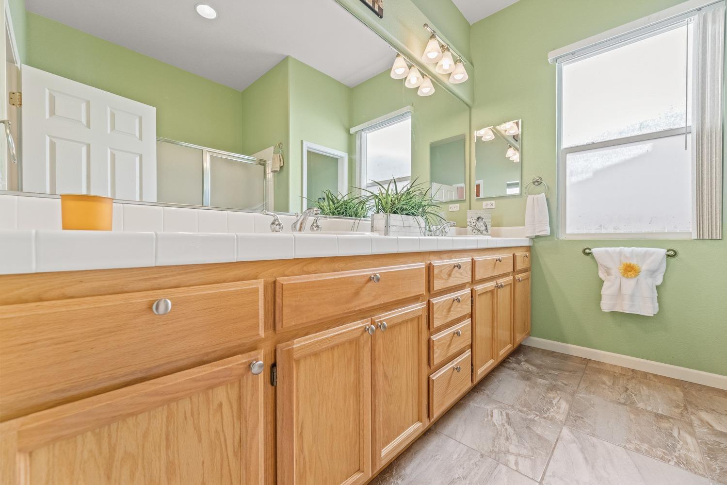 Detail Gallery Image 26 of 43 For 5512 Sienna Hills Way, Antelope,  CA 95843 - 4 Beds | 2 Baths