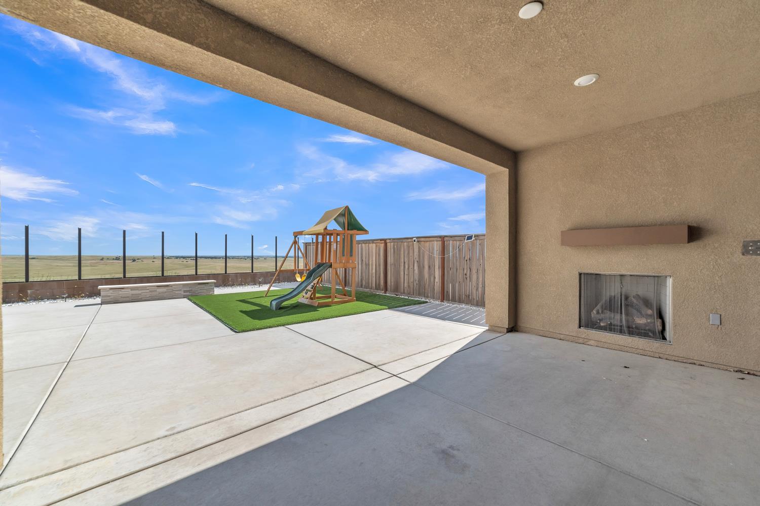 Detail Gallery Image 49 of 61 For 5092 Gold Rush Dr, Folsom,  CA 95630 - 4 Beds | 3/1 Baths