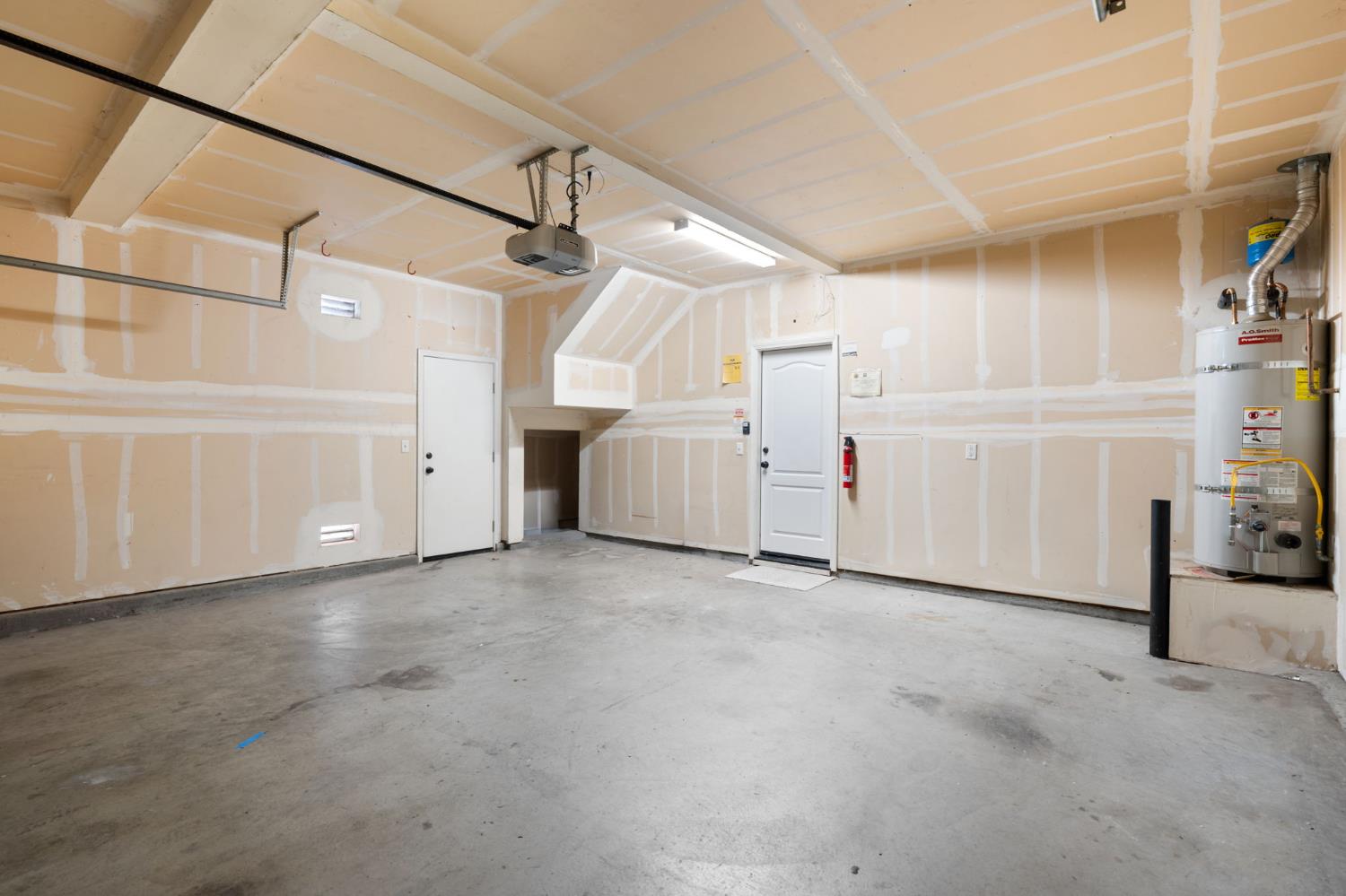 Detail Gallery Image 22 of 31 For 3227 Portage Way, Sacramento,  CA 95835 - 3 Beds | 2/1 Baths