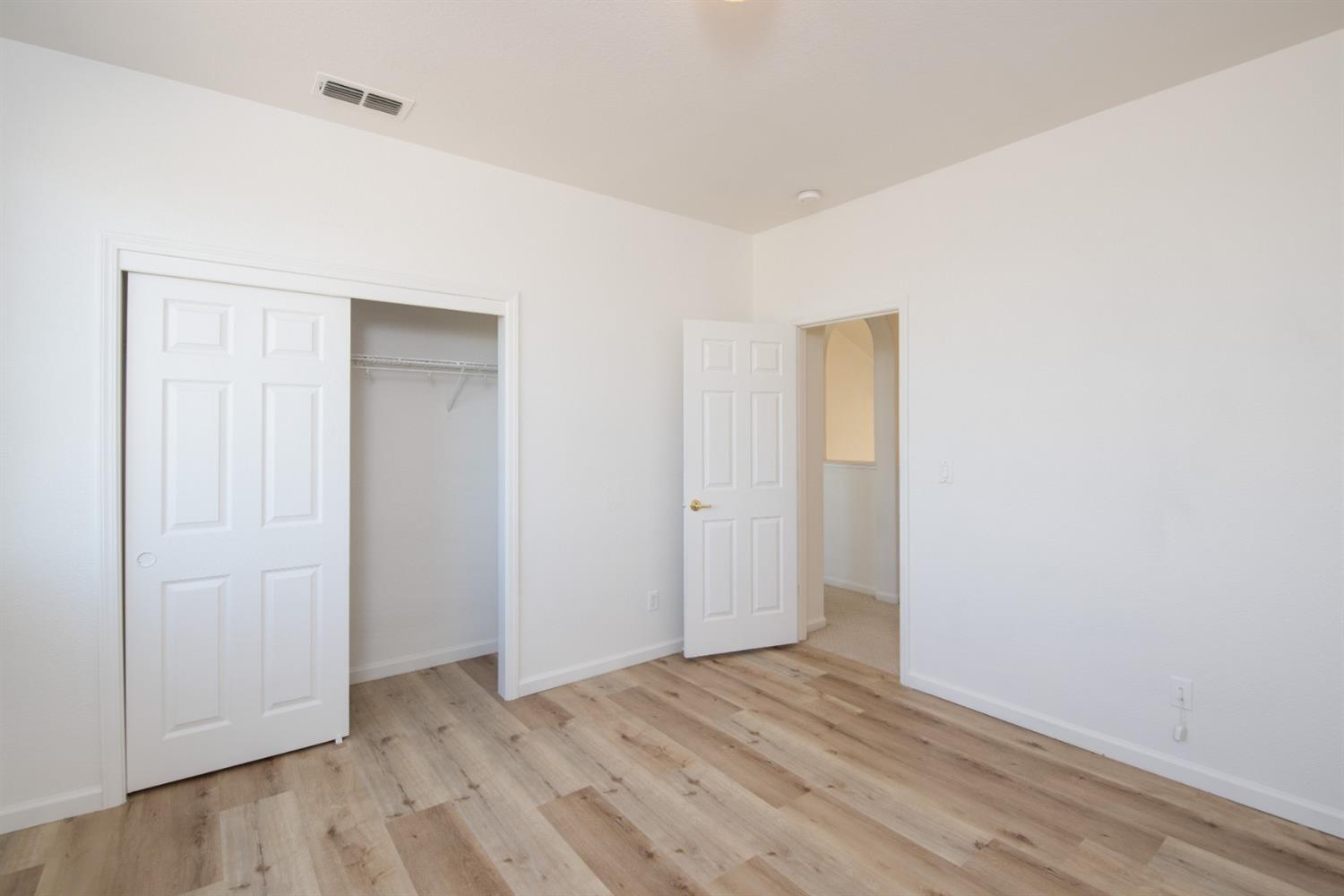 Detail Gallery Image 40 of 59 For 3012 Edgeview Dr, Modesto,  CA 95355 - 5 Beds | 3/1 Baths