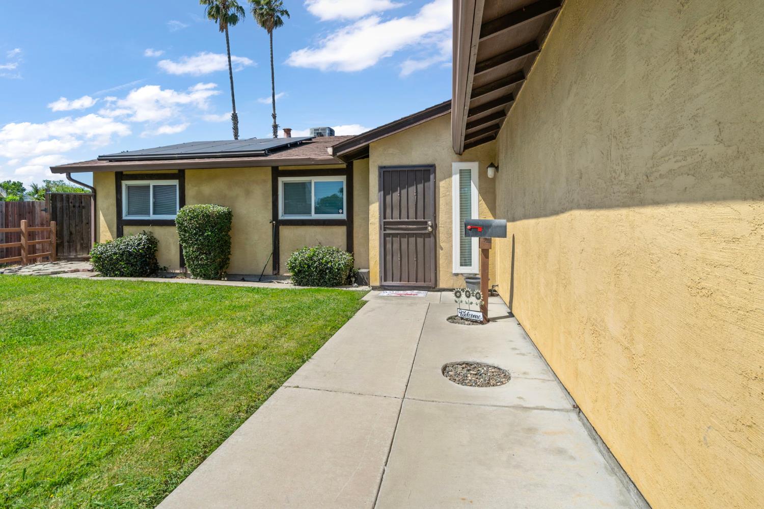 Cypress Drive, Tracy, California image 5