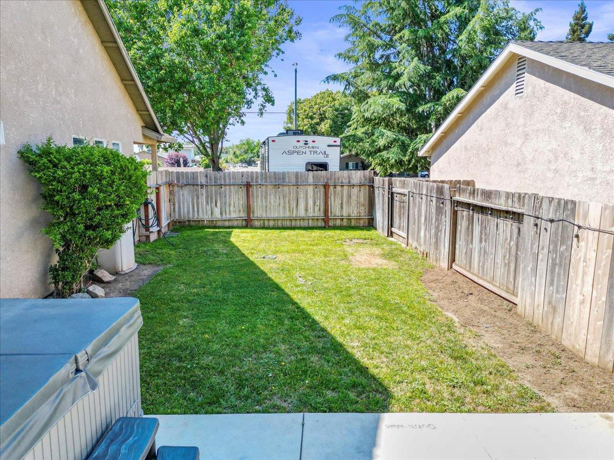 Detail Gallery Image 21 of 25 For 12701 Bonnie Brae Ave, Waterford,  CA 95386 - 4 Beds | 2 Baths