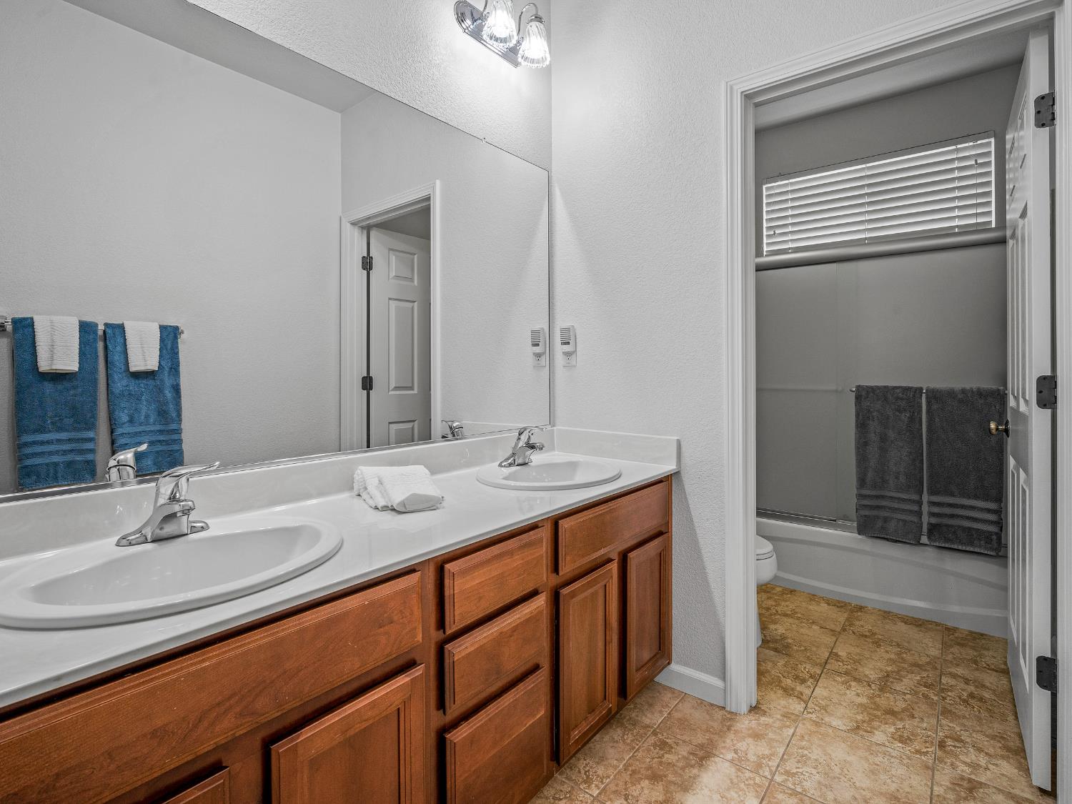 Hammond Way, El Dorado Hills, California image 43