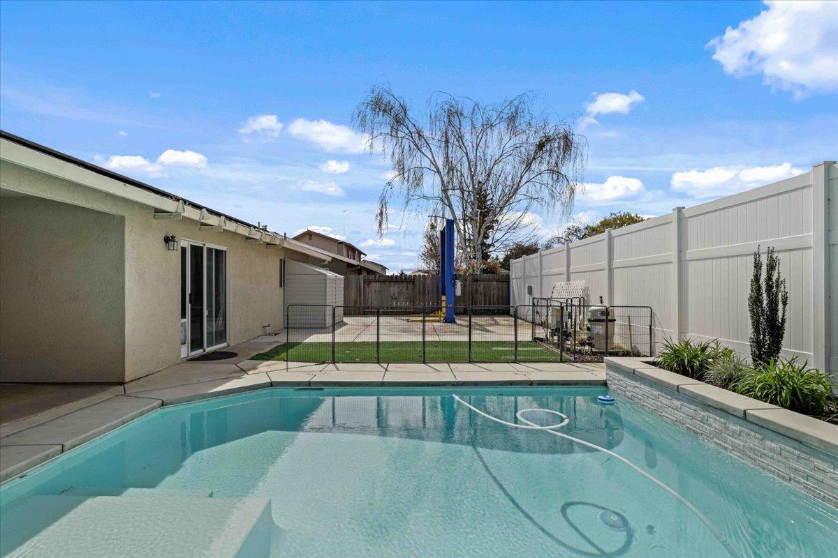 Detail Gallery Image 31 of 38 For 48 Obsidian Dr, Oakdale,  CA 95361 - 3 Beds | 2 Baths