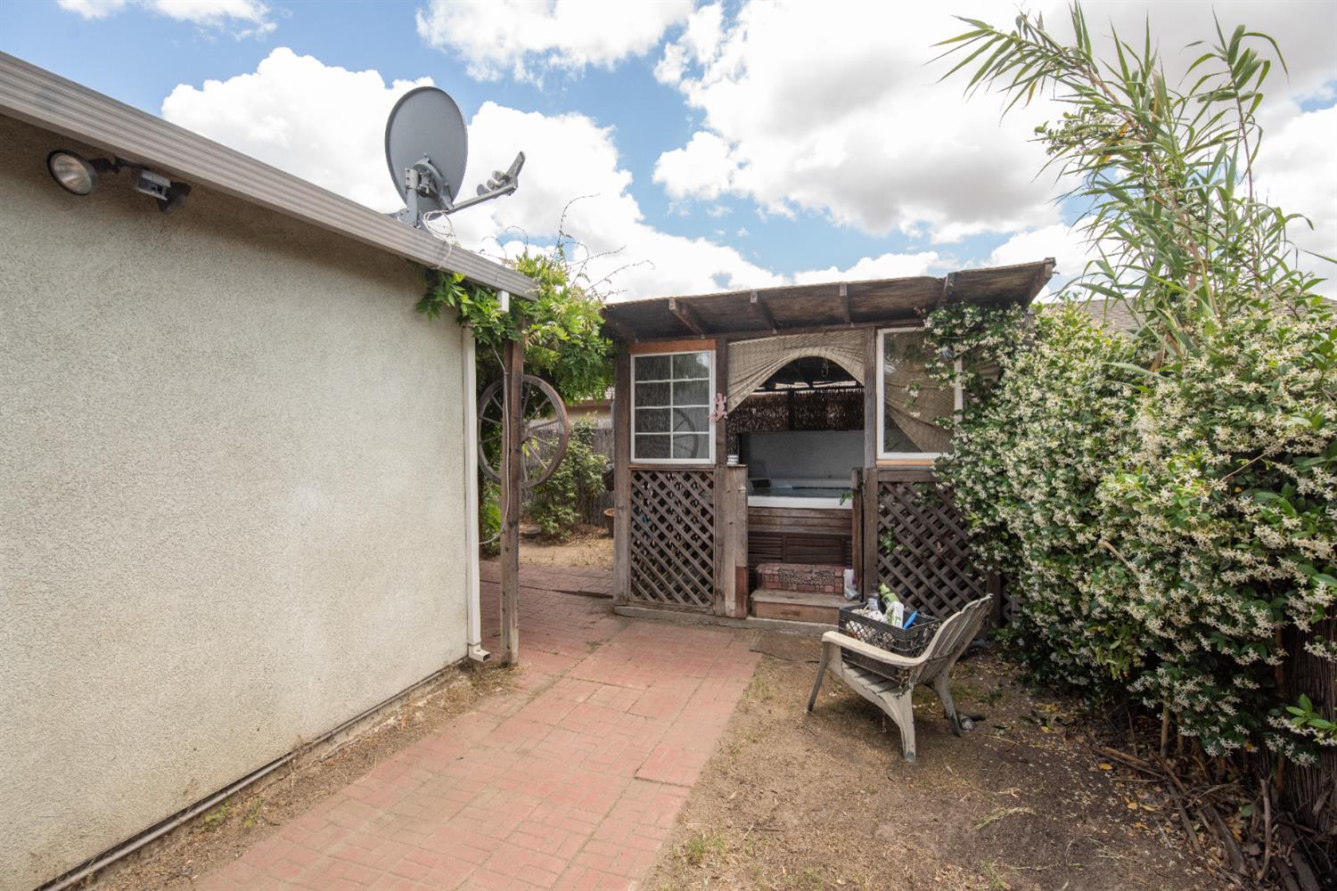 Detail Gallery Image 21 of 23 For 310 W F St, Turlock,  CA 95380 - 4 Beds | 2 Baths