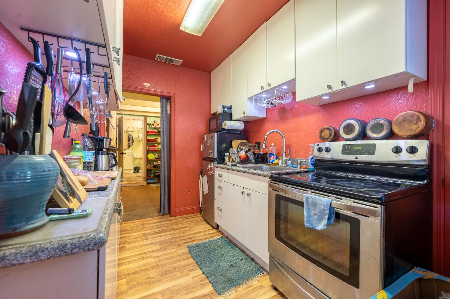 Detail Gallery Image 14 of 44 For 13615 Mccourtney Rd, Grass Valley,  CA 95949 - 2 Beds | 2/2 Baths