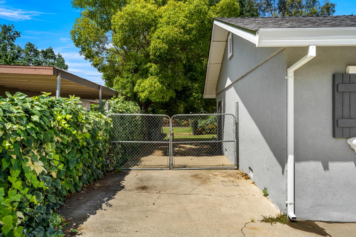 W Manchester Street, West Sacramento, California image 33