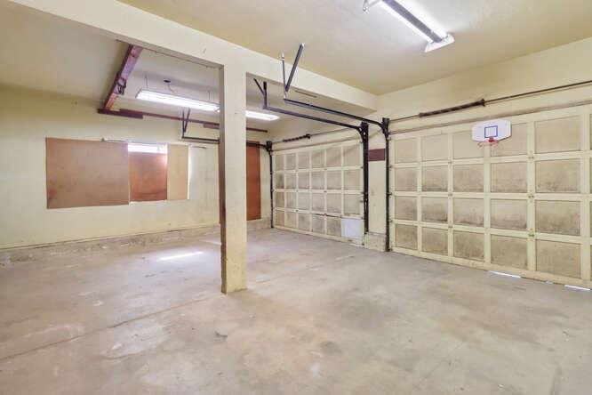 Detail Gallery Image 34 of 49 For 51 Tristan Cir, Sacramento,  CA 95823 - 5 Beds | 2/1 Baths