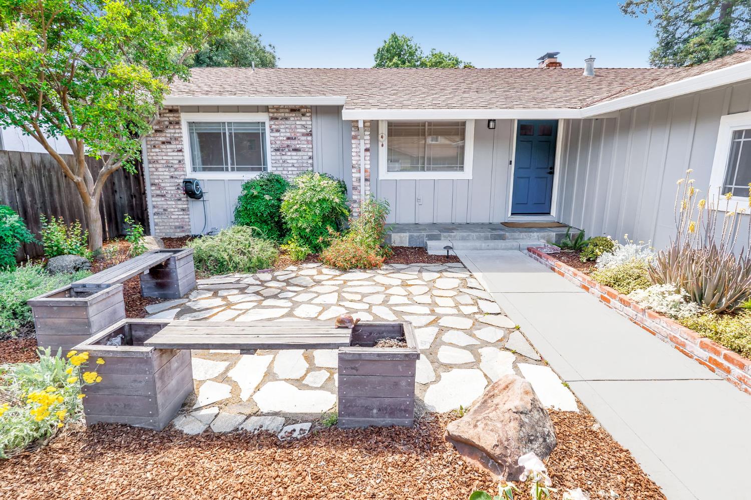 Myrtle Place, Davis, California image 3