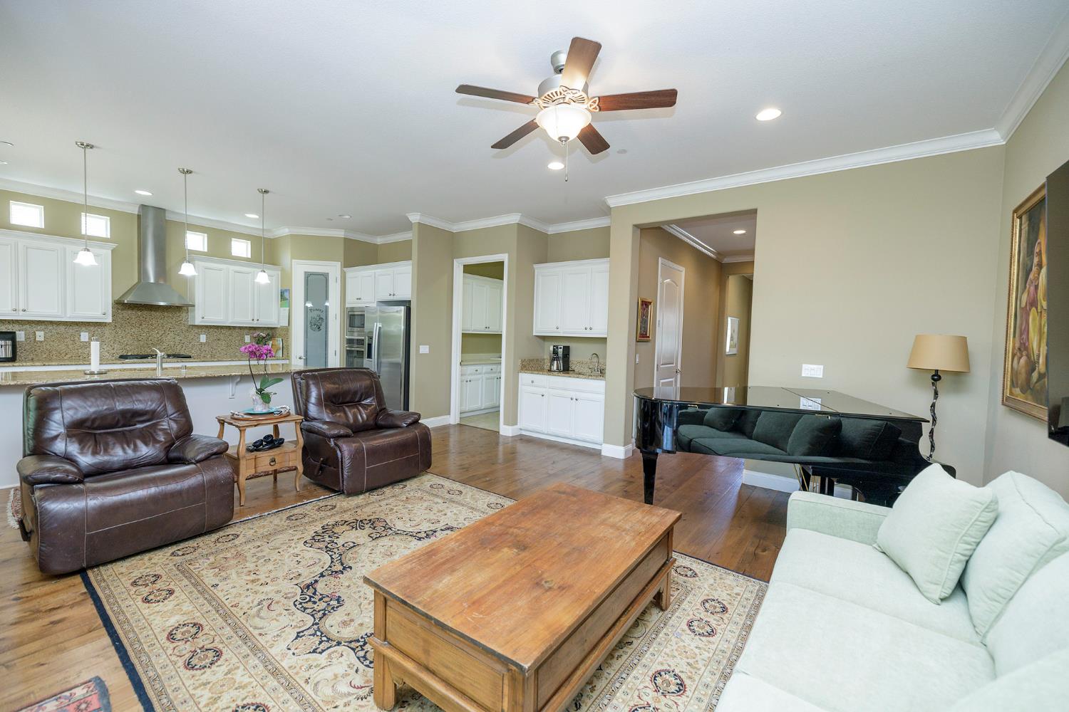 Detail Gallery Image 5 of 58 For 367 via Attivo, Oakdale,  CA 95361 - 2 Beds | 2/1 Baths