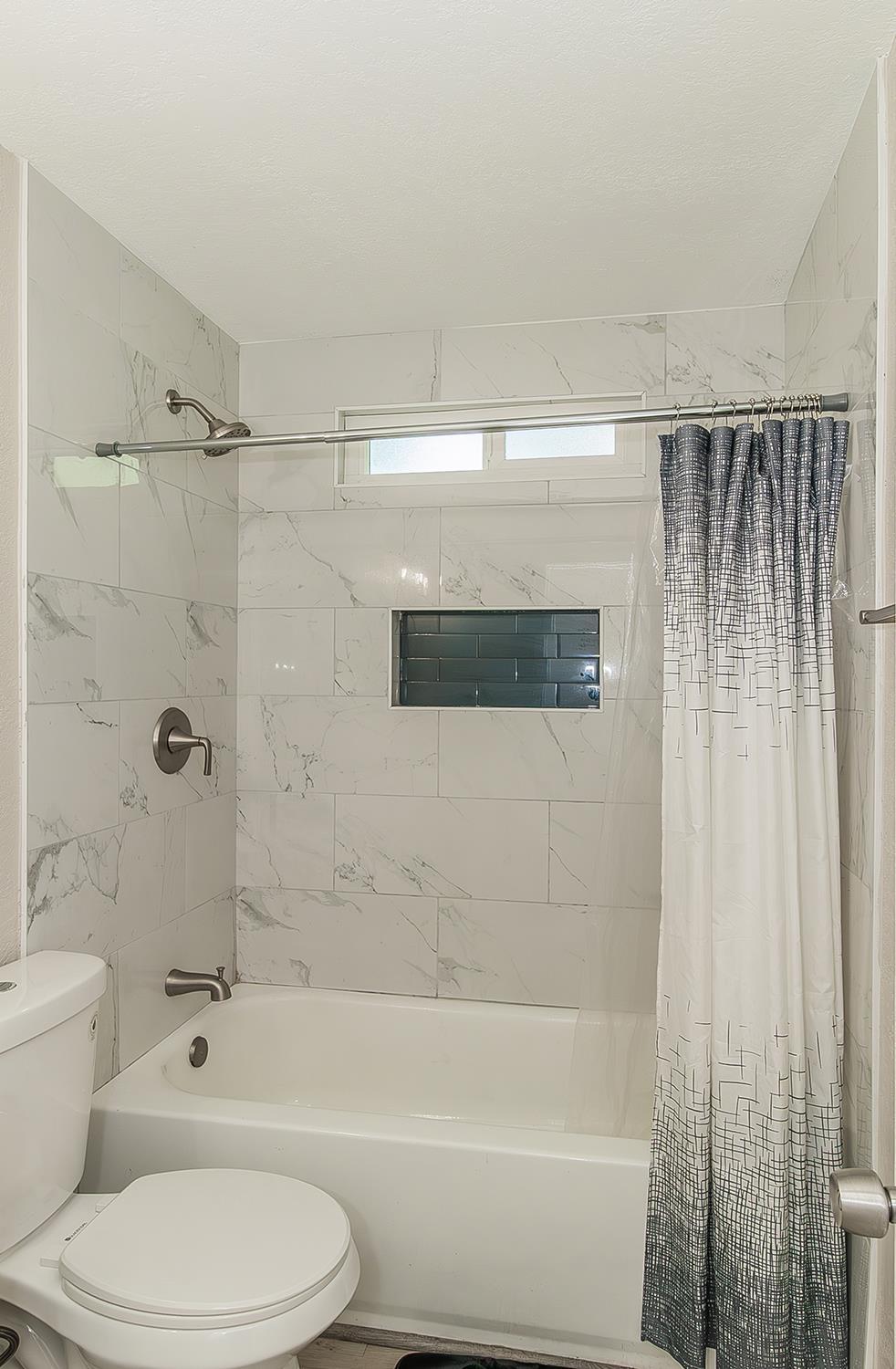 Avenue 22 1/2, Chowchilla, California image 12