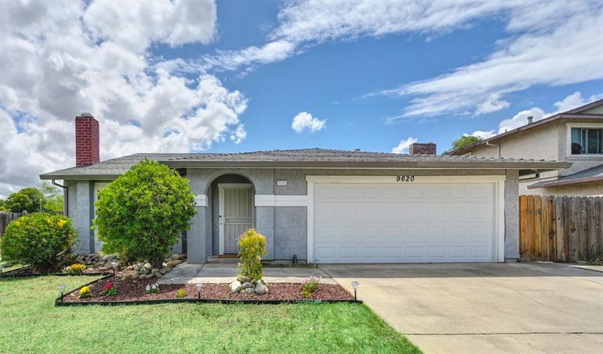 Detail Gallery Image 4 of 33 For 9620 Countryroads Dr, Sacramento,  CA 95827 - 4 Beds | 2 Baths