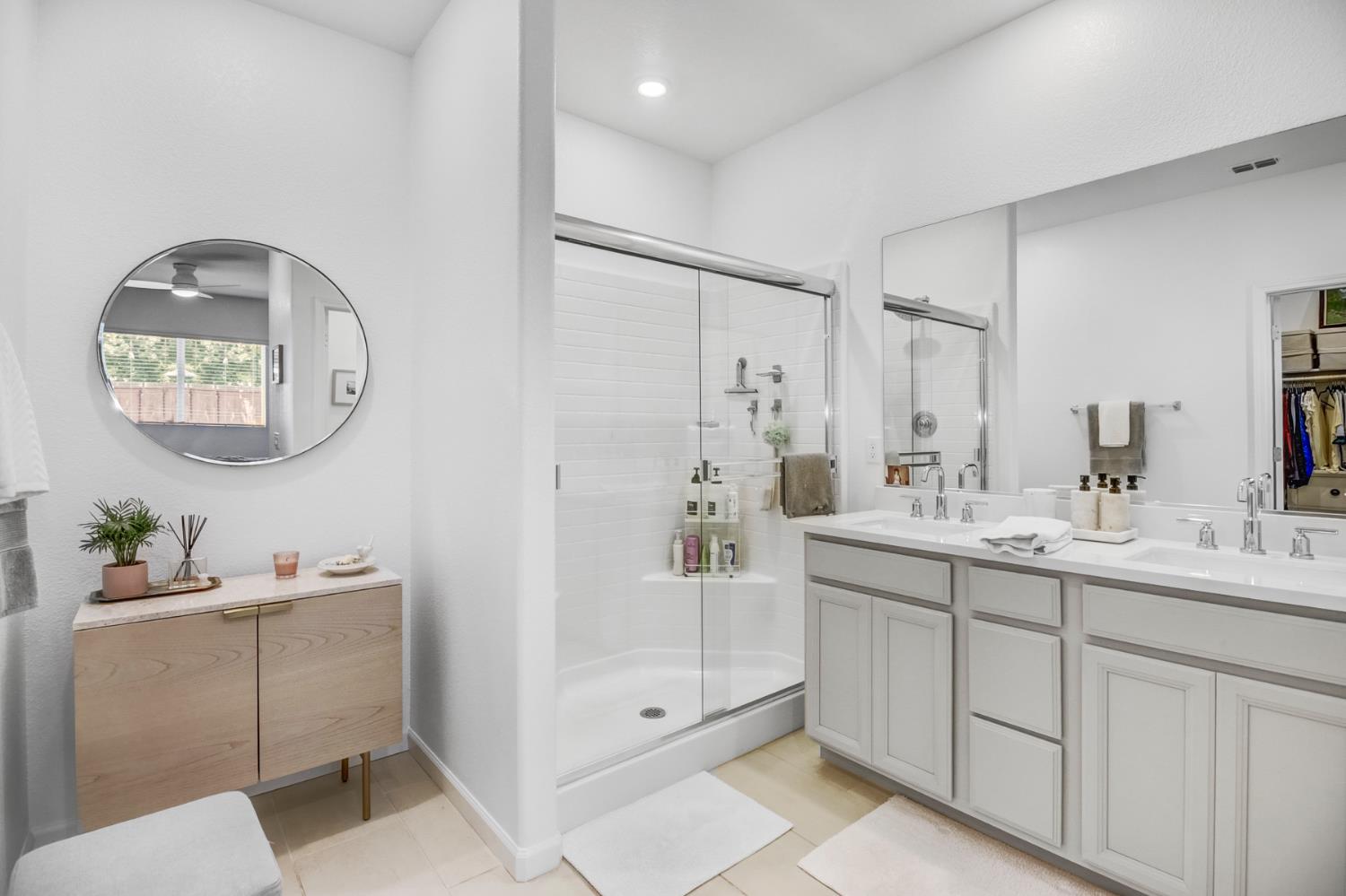 Detail Gallery Image 15 of 33 For 1295 Arriaga Way, Woodland,  CA 95776 - 4 Beds | 2 Baths