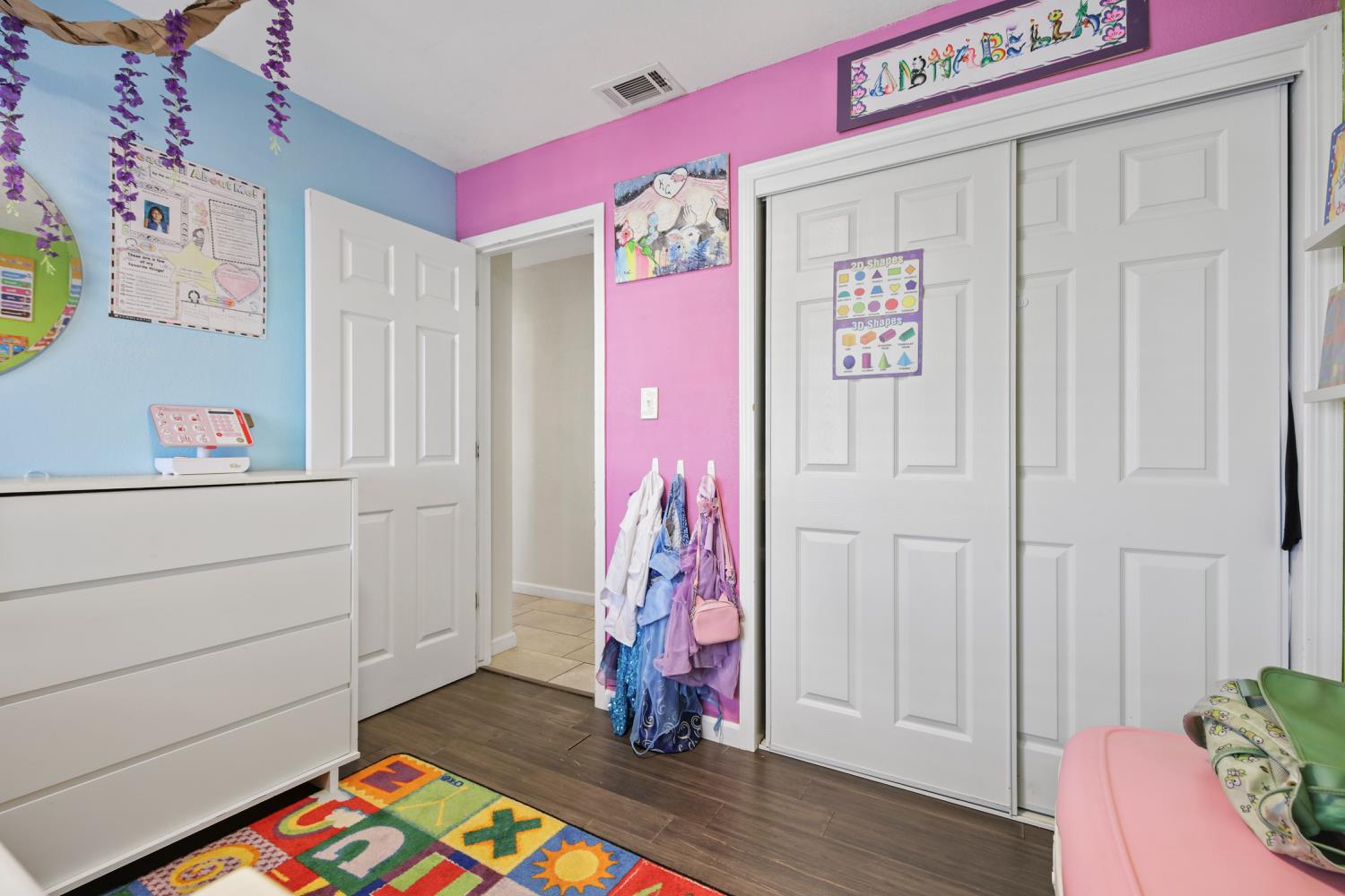 Detail Gallery Image 22 of 37 For 673 Locust Ave, Manteca,  CA 95337 - 3 Beds | 2 Baths