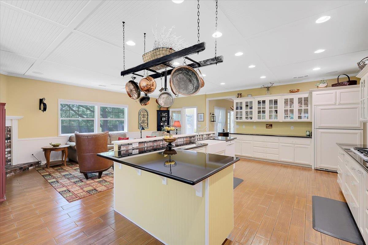 Detail Gallery Image 46 of 84 For 685 Saddleback Dr, Marysville,  CA 95901 - 3 Beds | 2/2 Baths