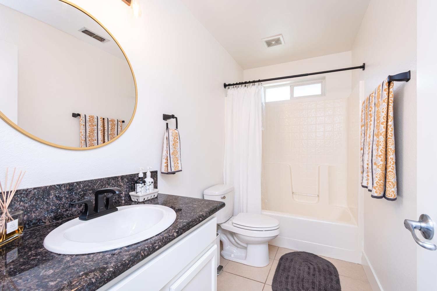 Summer Ridge Court, Auburn, California image 38