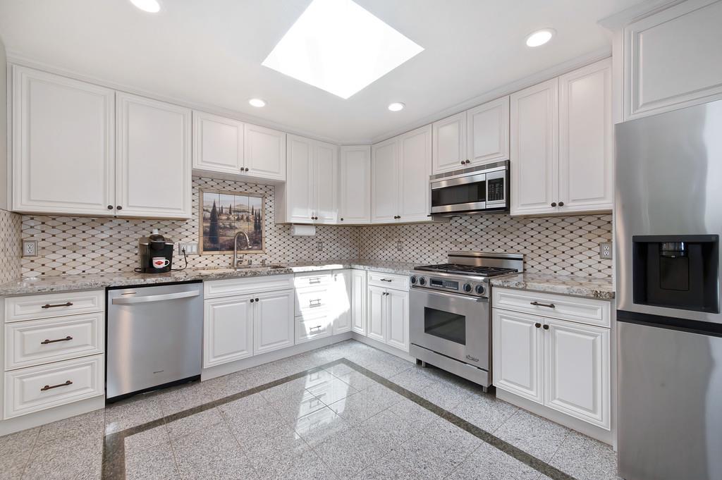 Detail Gallery Image 5 of 37 For 10513 Indian Hill Rd, Newcastle,  CA 95658 - 3 Beds | 2 Baths