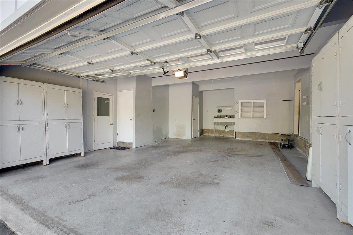Detail Gallery Image 29 of 60 For 11211 N Lakeshore, Auburn,  CA 95602 - 3 Beds | 2 Baths