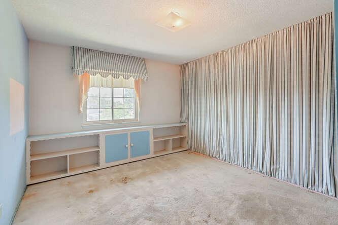 Detail Gallery Image 32 of 49 For 51 Tristan Cir, Sacramento,  CA 95823 - 5 Beds | 2/1 Baths