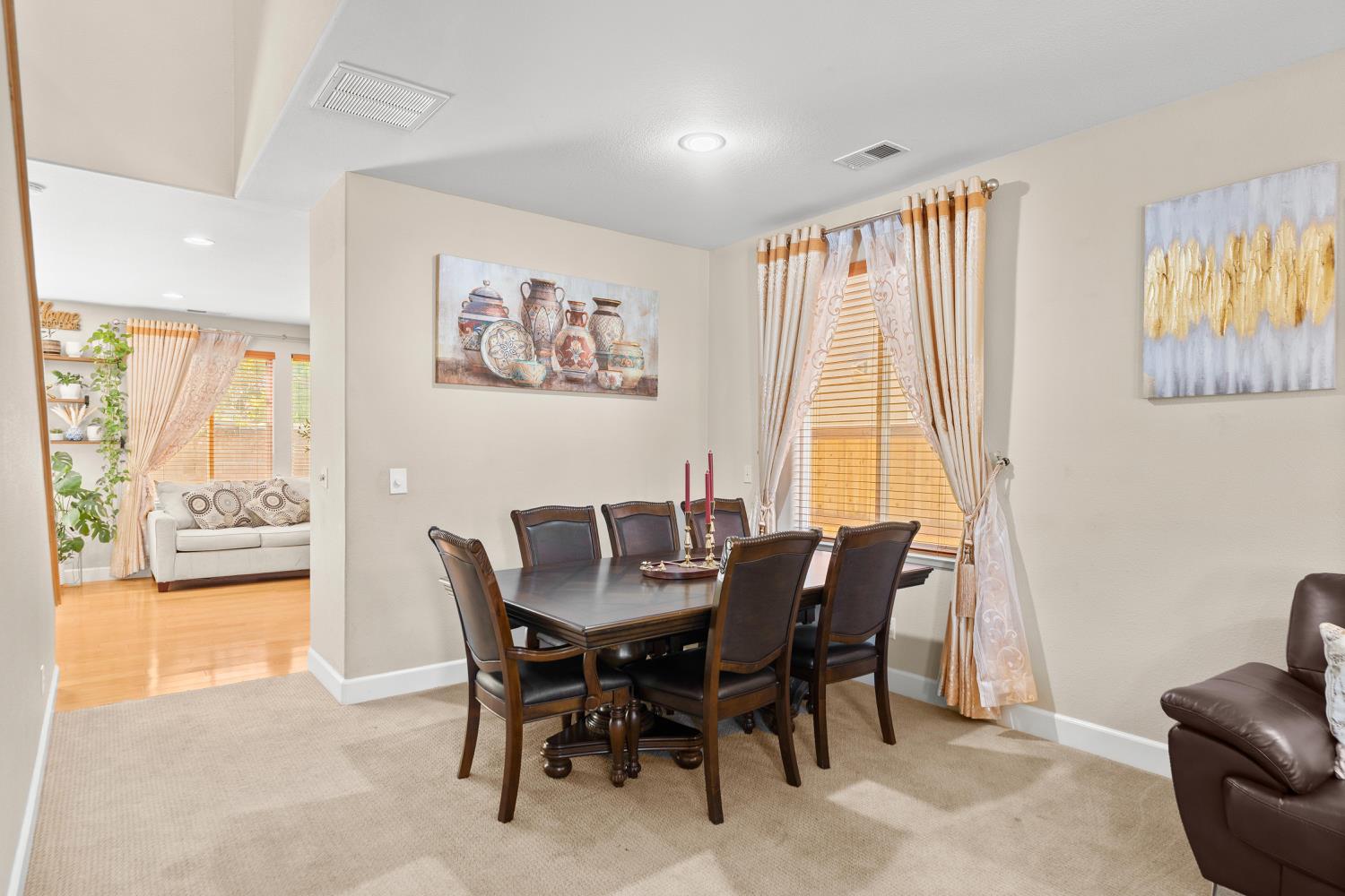 Detail Gallery Image 8 of 38 For 3034 Trap Rock Way, Sacramento,  CA 95835 - 3 Beds | 2/1 Baths