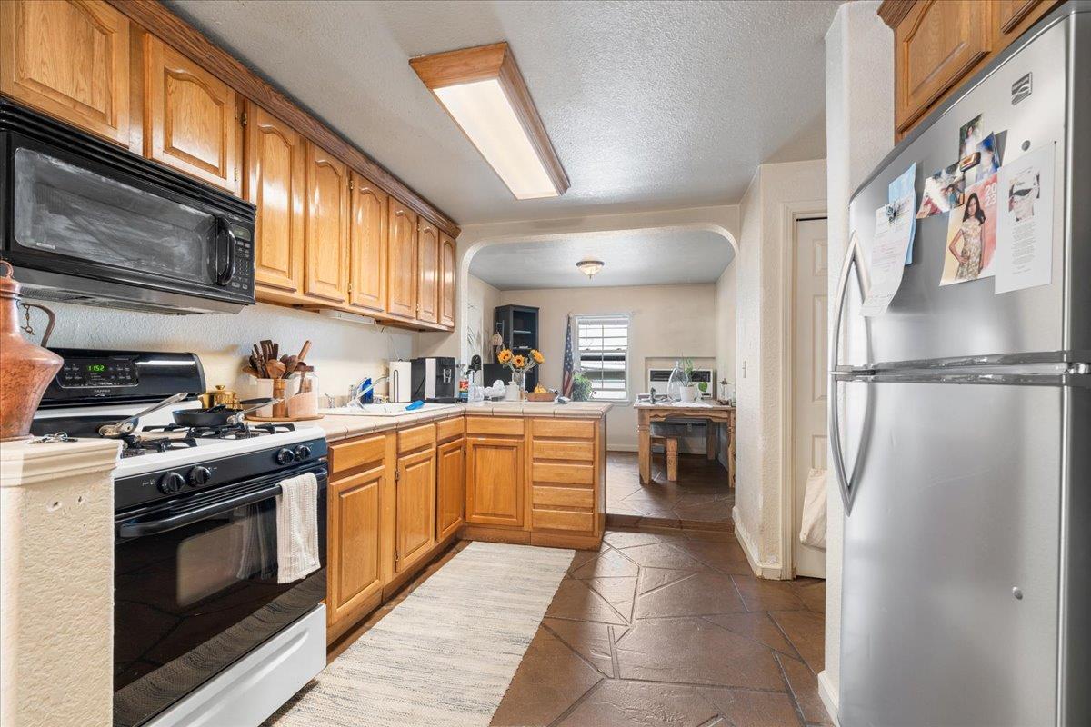 Detail Gallery Image 38 of 46 For 114 Harris St, Grass Valley,  CA 95945 - 6 Beds | 3 Baths