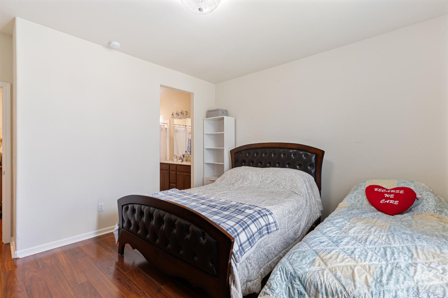Detail Gallery Image 14 of 36 For 951 Alvarado Ct, Stockton,  CA 95204 - 3 Beds | 2 Baths