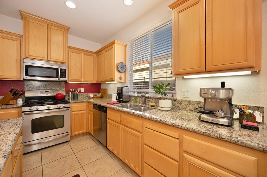 Detail Gallery Image 14 of 73 For 4442 Libyan Sea Ln, Sacramento,  CA 95834 - 2 Beds | 2 Baths