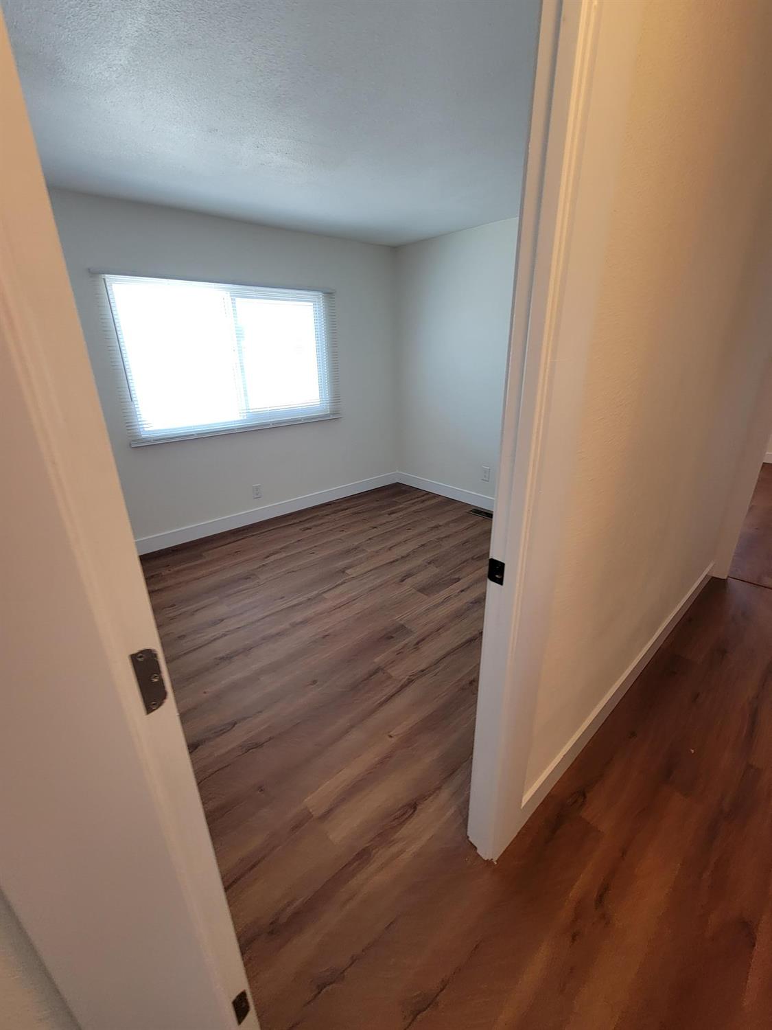 Detail Gallery Image 6 of 9 For 801 Schipper St 66, Bakersfield,  CA 93203 - 2 Beds | 2 Baths