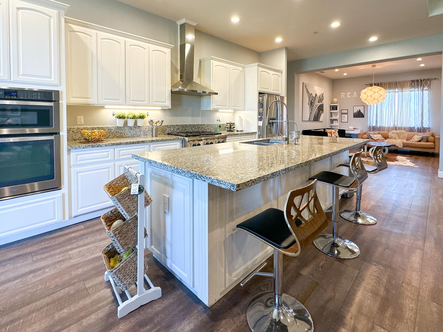Detail Gallery Image 15 of 85 For 3307 W Cardella Rd, Atwater,  CA 95301 - 4 Beds | 3 Baths