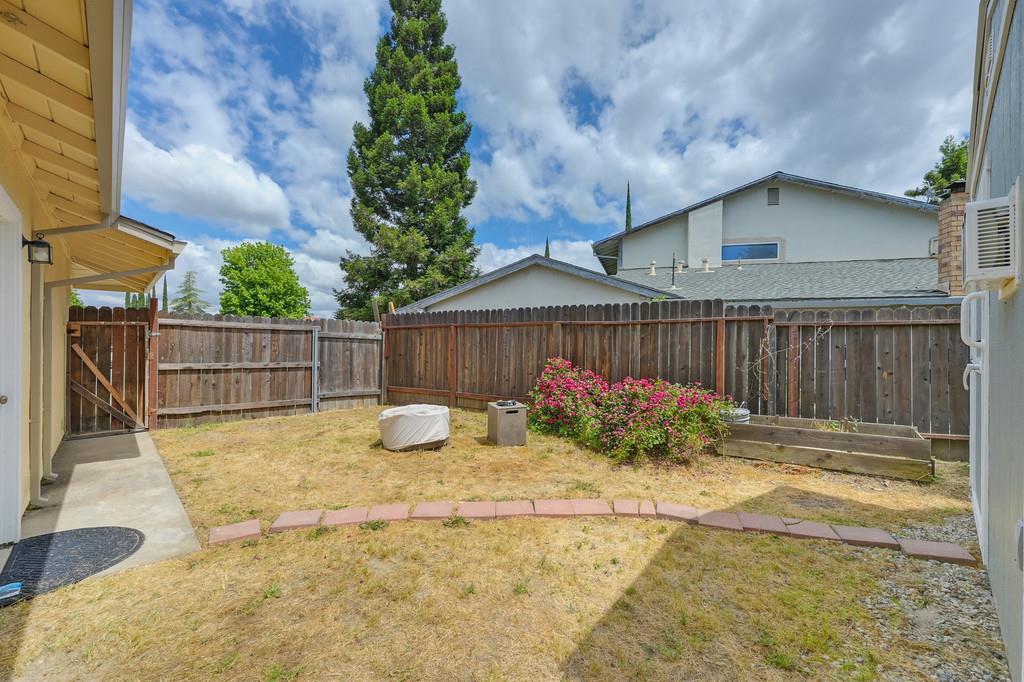 Majestic Oak Way, Citrus Heights, California image 22