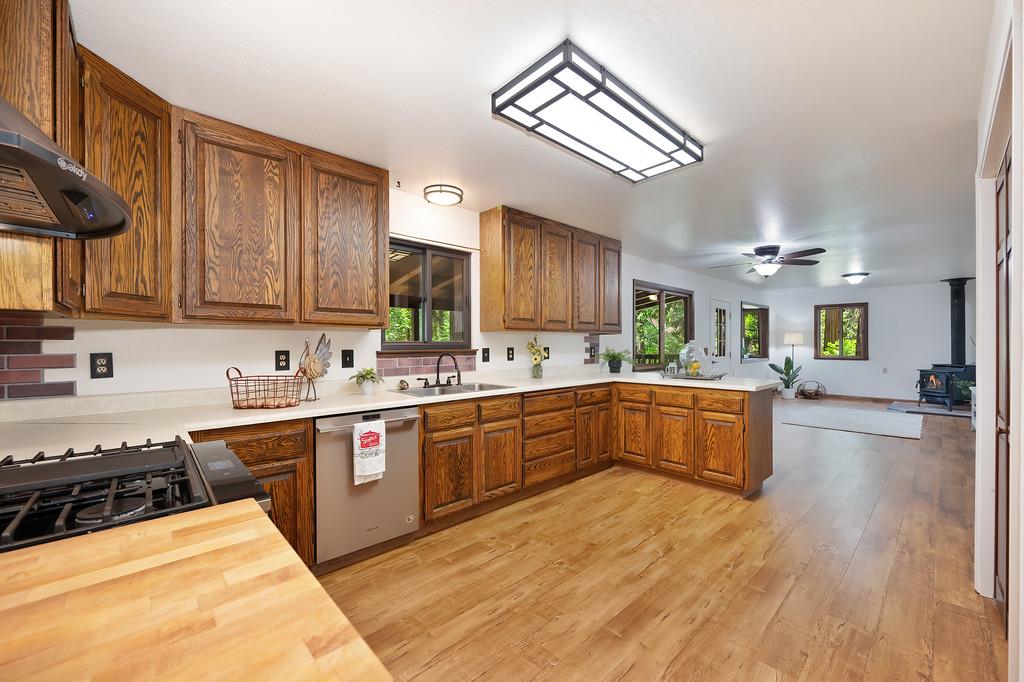 Detail Gallery Image 24 of 59 For 26149 Buckhorn Ln, Pioneer,  CA 95666 - 2 Beds | 1 Baths
