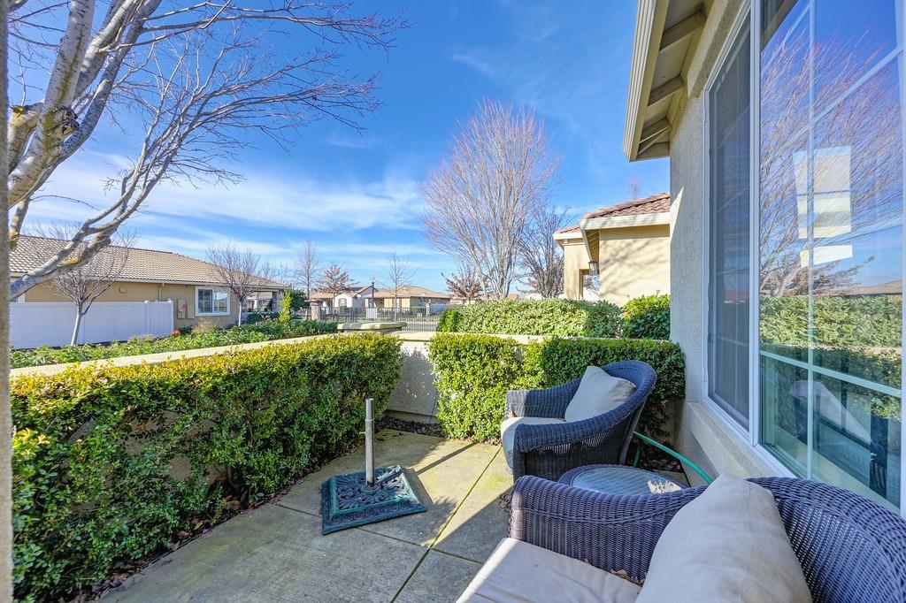 Detail Gallery Image 6 of 73 For 4442 Libyan Sea Ln, Sacramento,  CA 95834 - 2 Beds | 2 Baths