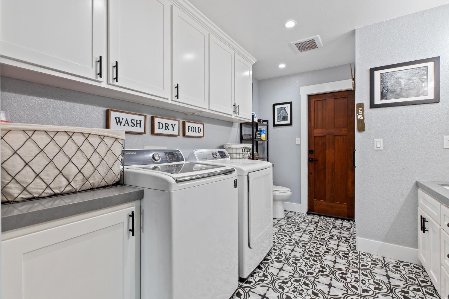 Detail Gallery Image 25 of 33 For 16302 Morrison Rd, Oakdale,  CA 95361 - 3 Beds | 2 Baths