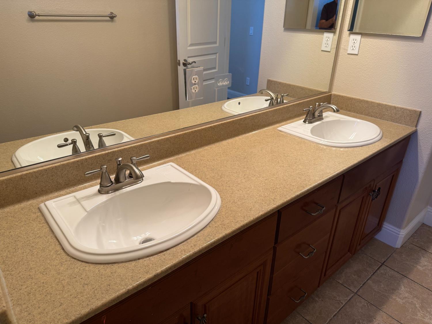 Lagrande Way, Stockton, California image 19